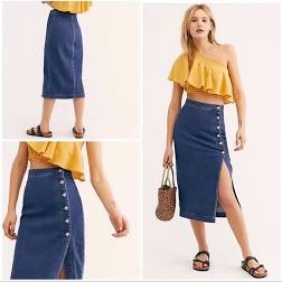 Denim Button-Front Midi Skirt - Blue - Picture 7 of 7